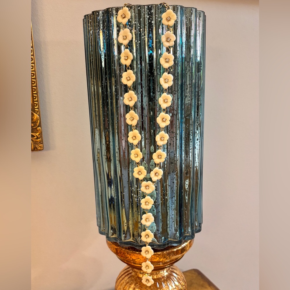Bauble Bar Glorious Flowers Y Necklace With Opal Crystal Centers